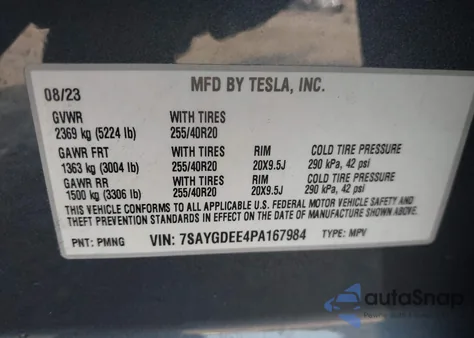 2023 Tesla Model Y Awd/Long Range Dual Motor All-Wheel Drive z USA, uszkodzony, nr VIN 7SAYGDEE4PA167984
